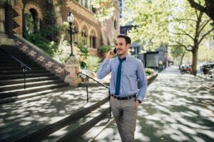 Expert Witness walking along a street thinking about online advertising